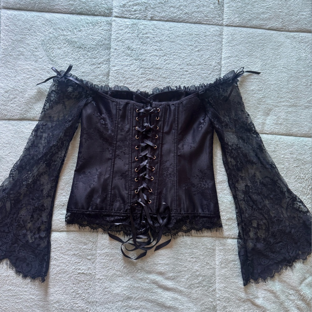 Chic Black Lace Corset Blouse - Picture 9 of 13